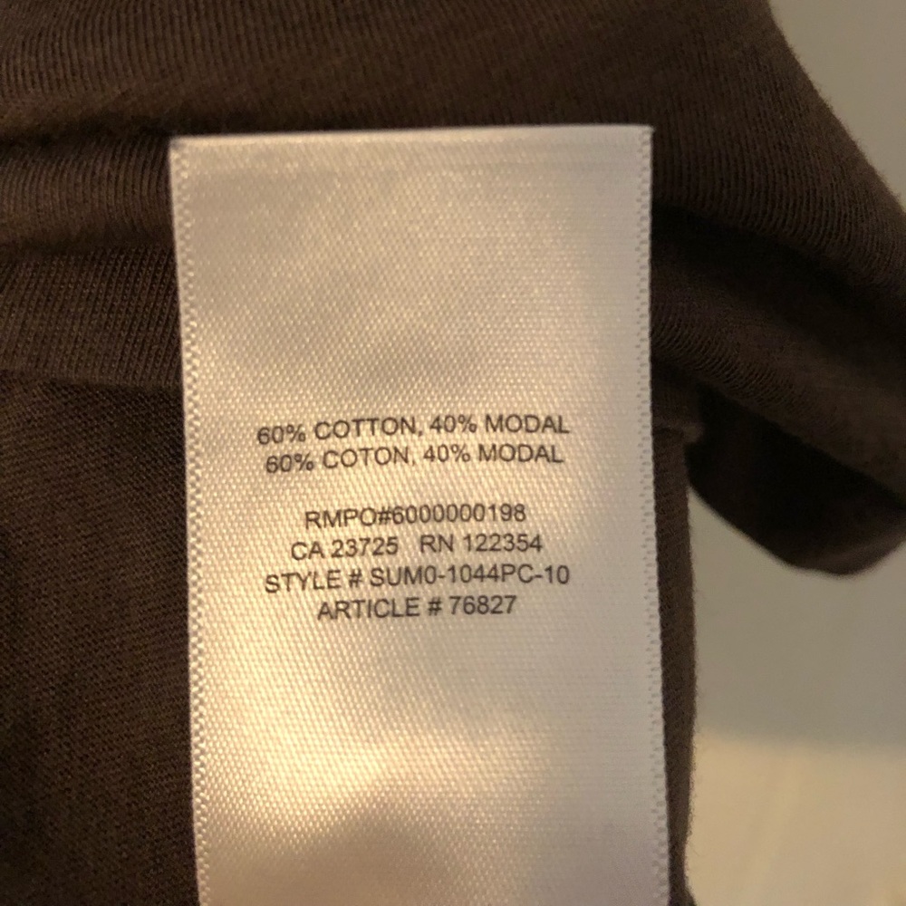 Aritzia T shirt - Picture 5 of 5